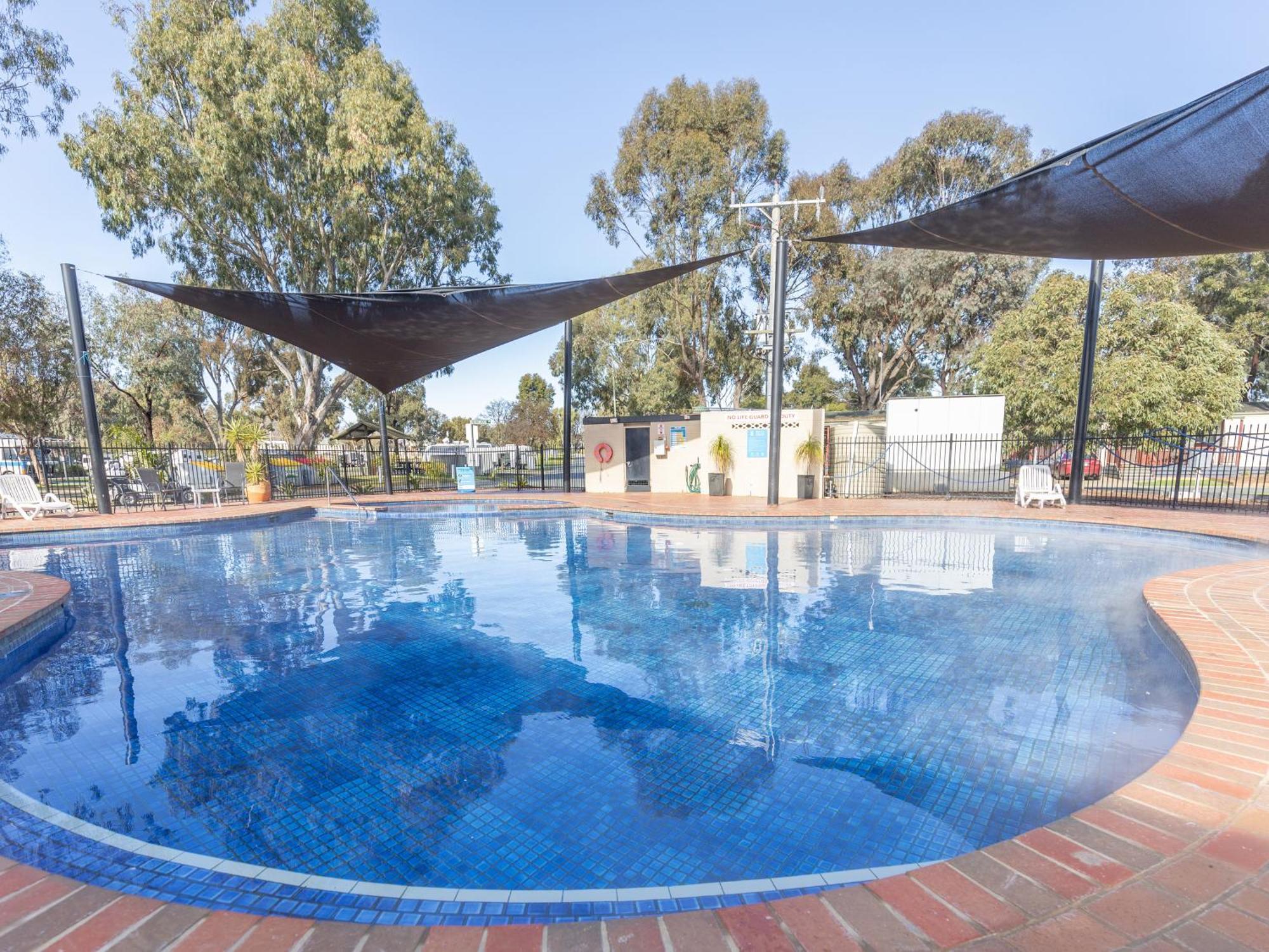 Nrma Echuca Holiday Park Exterior photo